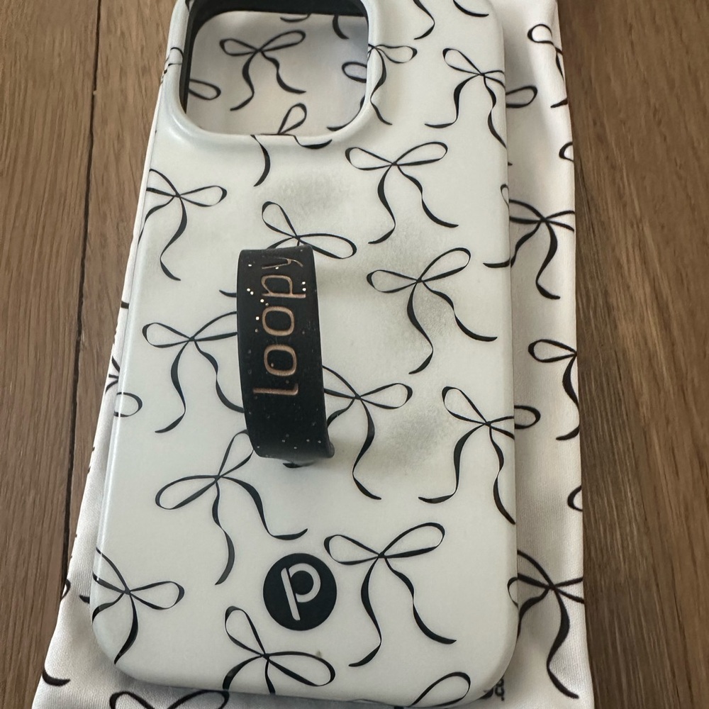 Loopy Cases White and Black Bow iPhone 14 Pro Case - Picture 3 of 3
